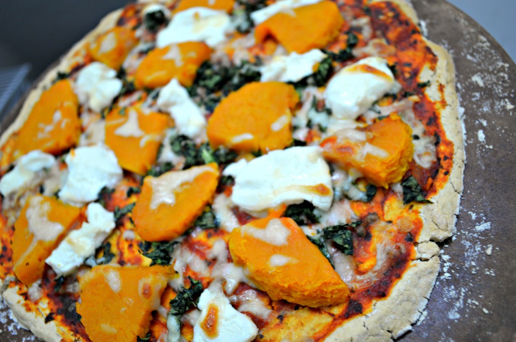 kale and goat cheese pizza